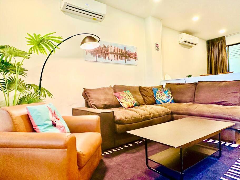 Villa 7 Beds Emquartier Btsthonglor Phrom Phong Bangkok