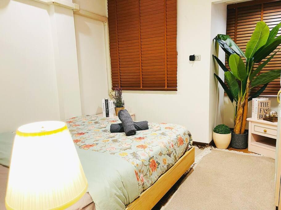 7 Beds Emquartier Btsthonglor Phrom Phong Villa *